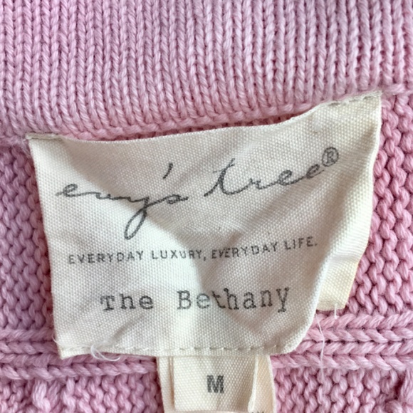 Evy’s Tree Bethany in Blush - Picture 2 of 3